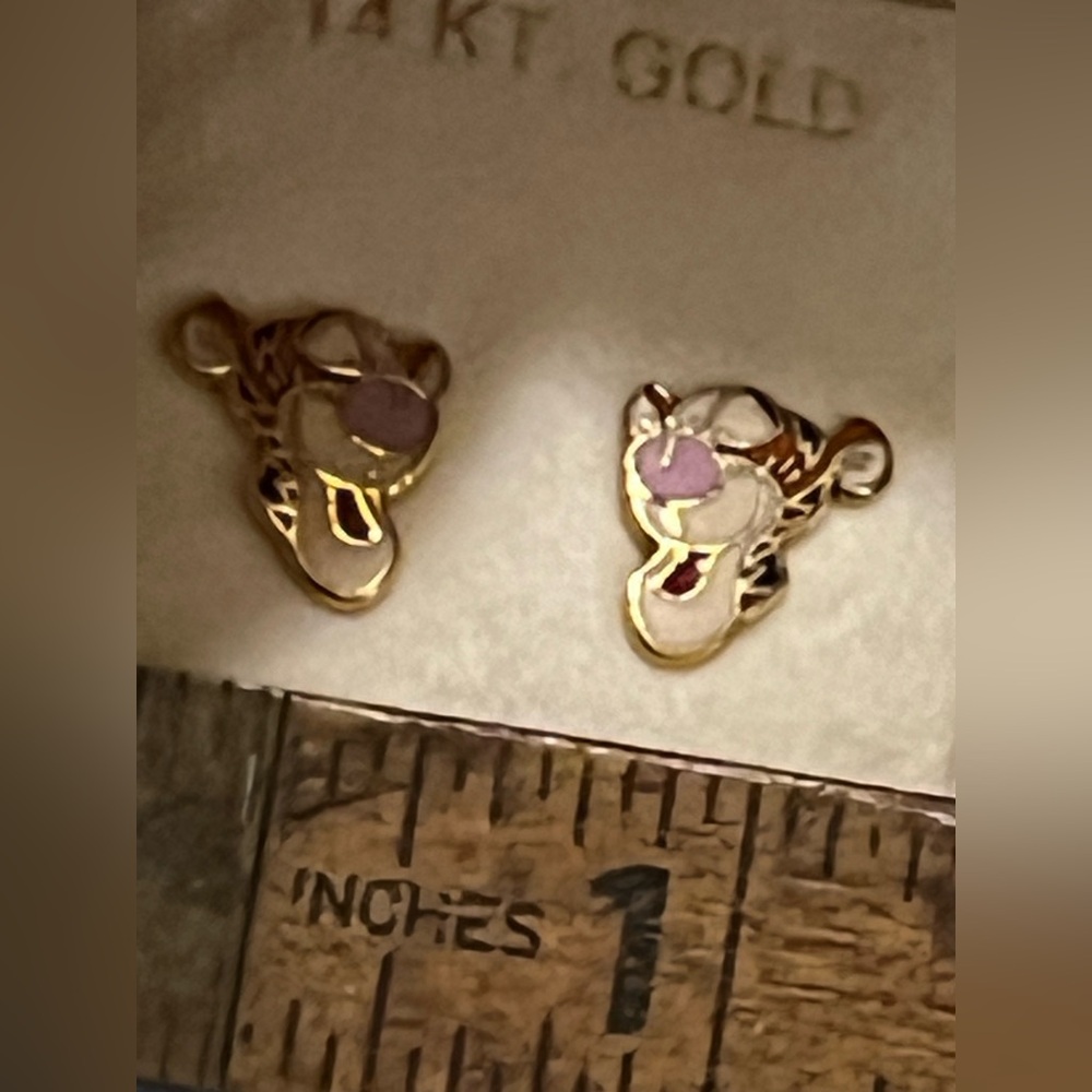 VINTAGE DISNEY TIGGER EARRINGS. - Picture 7 of 7